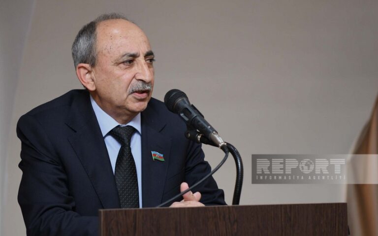 22607f8c-dff4-3a4f-a289-d65331929d95_850