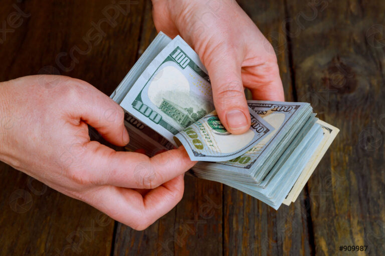 american-dollars-women-hands-909987