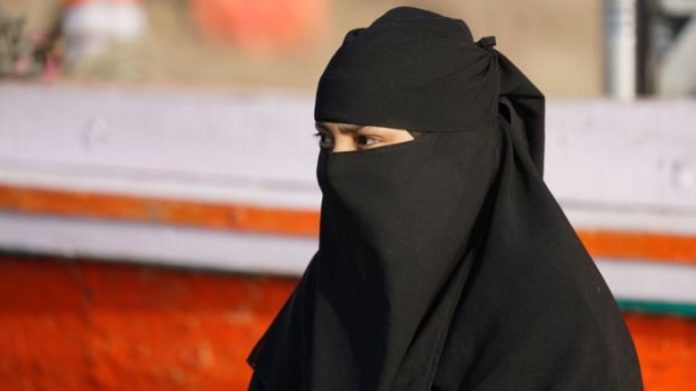 nikab_musulmanka2-696x391